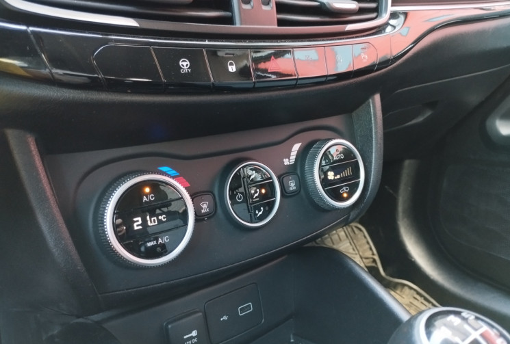 FIAT TIPO Cross + 1.0 Firefly Turbo 100 S&S Pack BVM5 / Essence Bioéthanol E85
