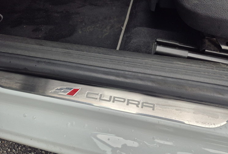 SEAT Leon CUPRA 2.0 TSI 280ch DSG6 Sièges chauffants Alcantara