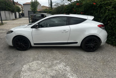 Renault Megane 3 Coupé 1.9 dCi 130ch FAP Monaco GP eco² Euro5