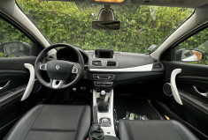 Renault Megane 3 Coupé 1.9 dCi 130ch FAP Monaco GP eco² Euro5