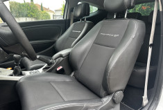 Renault Megane 3 Coupé 1.9 dCi 130ch FAP Monaco GP eco² Euro5