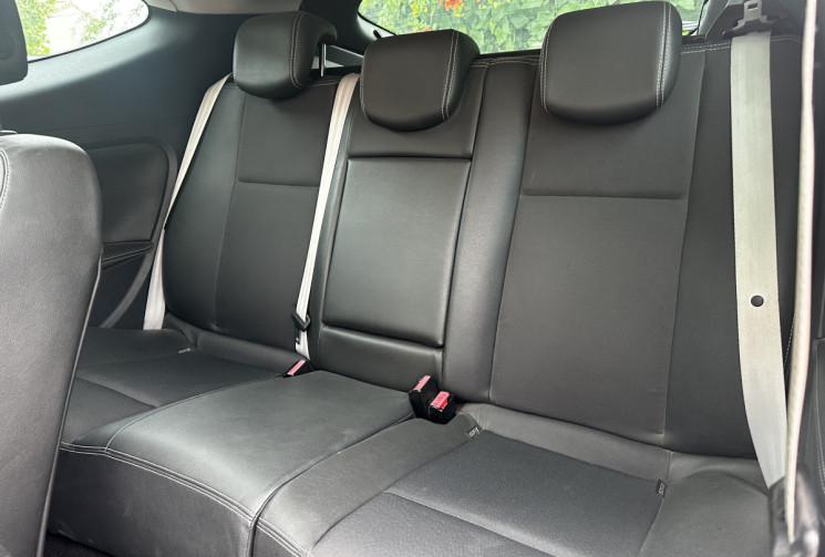Renault Megane 3 Coupé 1.9 dCi 130ch FAP Monaco GP eco² Euro5