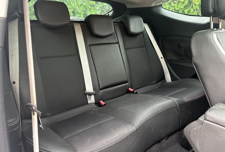 Renault Megane 3 Coupé 1.9 dCi 130ch FAP Monaco GP eco² Euro5
