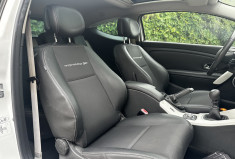 Renault Megane 3 Coupé 1.9 dCi 130ch FAP Monaco GP eco² Euro5