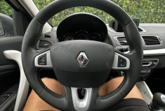 Renault Megane 3 Coupé 1.9 dCi 130ch FAP Monaco GP eco² Euro5