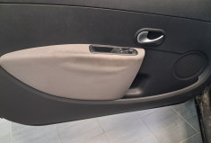 Renault Clio  III Sté 1.5 dCi 75  Générique 2 places - distribution neuve - 