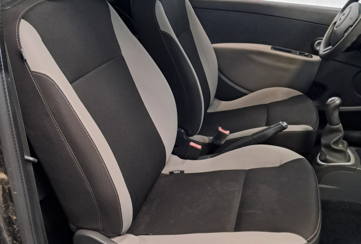 Renault Clio  III Sté 1.5 dCi 75  Générique 2 places - distribution neuve - 