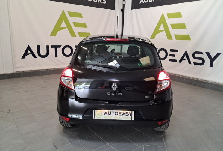 Renault Clio  III Sté 1.5 dCi 75  Générique 2 places - distribution neuve - 