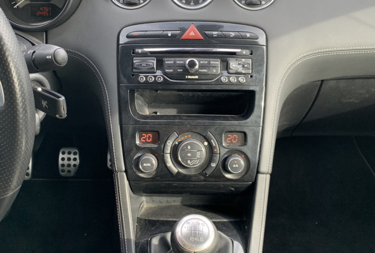 Peugeot RCZ  1.6 155 THP Asphalt