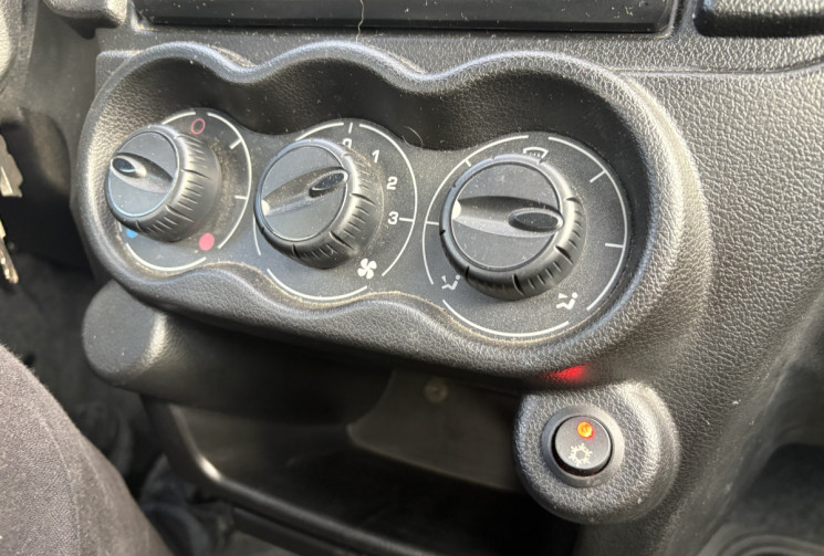 Aixam Minauto S9 0.5 GENERATION 1 PHASE 1 - VEHICULE SANS PERMIS - CLIMATISATION - ETAT NEUF