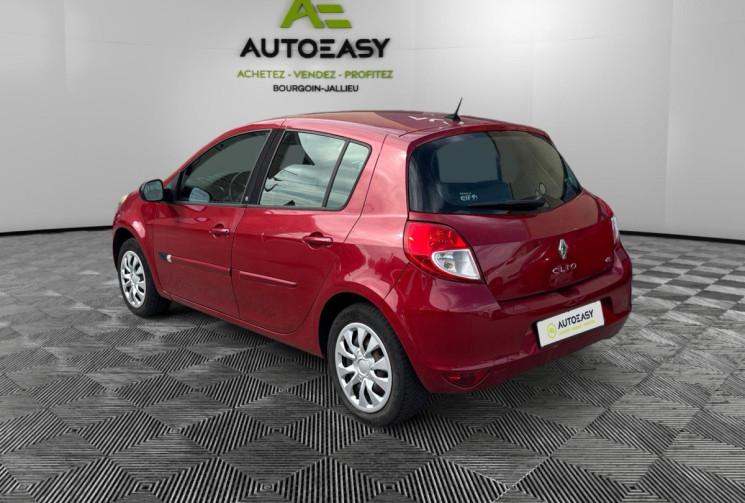 Renault Clio III / 1.5 DCI / 75 CH 