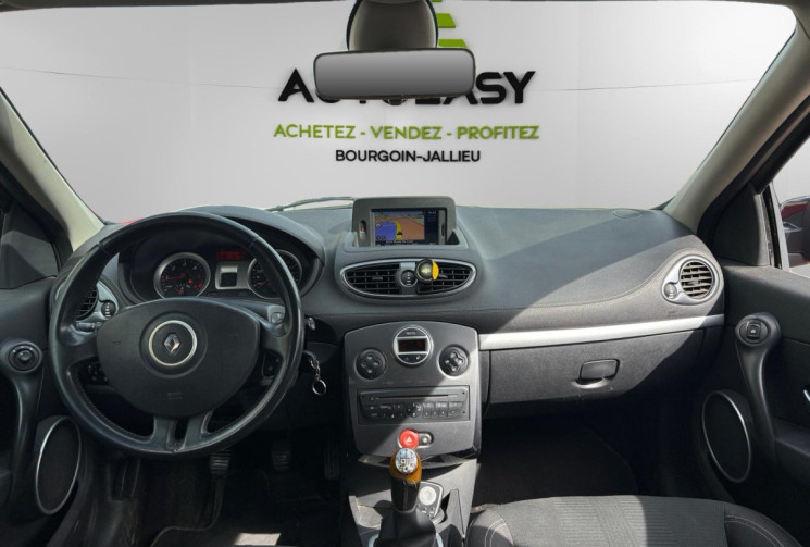 Renault Clio III / 1.5 DCI / 75 CH 