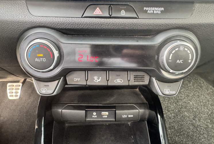 Kia STONIC 1.0 T-GDI 120 Launch Edition