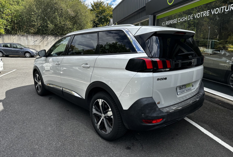 Peugeot 5008 1.6 BlueHDi 120ch Allure Full option Kit distri récent