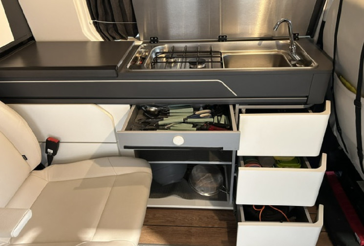 Peugeot Expert Campereve VAN 2.0l HDI 150 4places et 4 couchages 