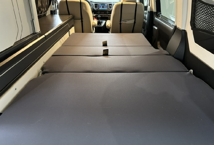 Peugeot Expert Campereve VAN 2.0l HDI 150 4places et 4 couchages 