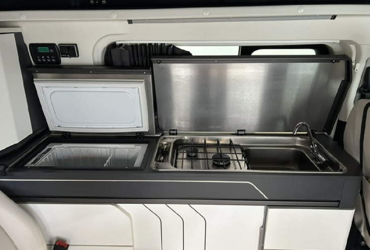 Peugeot Expert Campereve VAN 2.0l HDI 150 4places et 4 couchages 