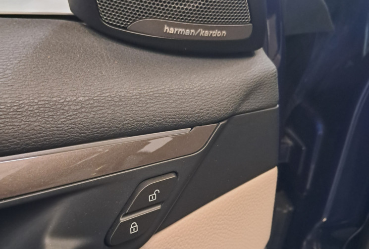 BMW X1 F48 sDrive 20i 192 XLine DKG7 - TOUTES OPTIONS - ATTELAGE AMOVIBLE - SUIVI ENTRETIEN BMW -