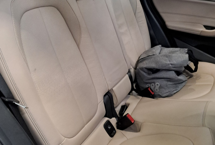 BMW X1 F48 sDrive 20i 192 XLine DKG7 - TOUTES OPTIONS - ATTELAGE AMOVIBLE - SUIVI ENTRETIEN BMW -