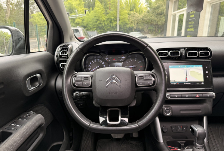 Citroën C3 Aircross 1.2 THP 110 SHINE EAT6 * TOIT OUVRANT * TETE HAUTE * DISTRI OK * GARANTIE 6 MOIS