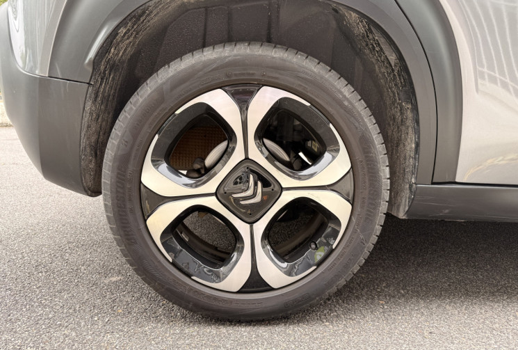 Citroën C3 Aircross 1.2 THP 110 SHINE EAT6 * TOIT OUVRANT * TETE HAUTE * DISTRI OK * GARANTIE 6 MOIS
