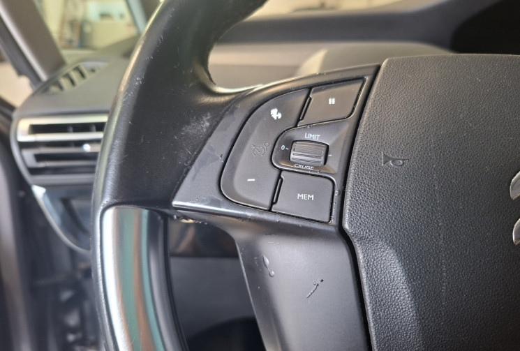 Citroën C4 PICASSO II 1.2 130 THP SHINE / ENTRETIEN A JOUR 