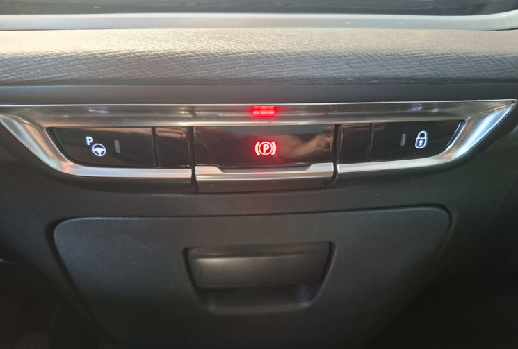 Citroën C4 PICASSO II 1.2 130 THP SHINE / ENTRETIEN A JOUR 