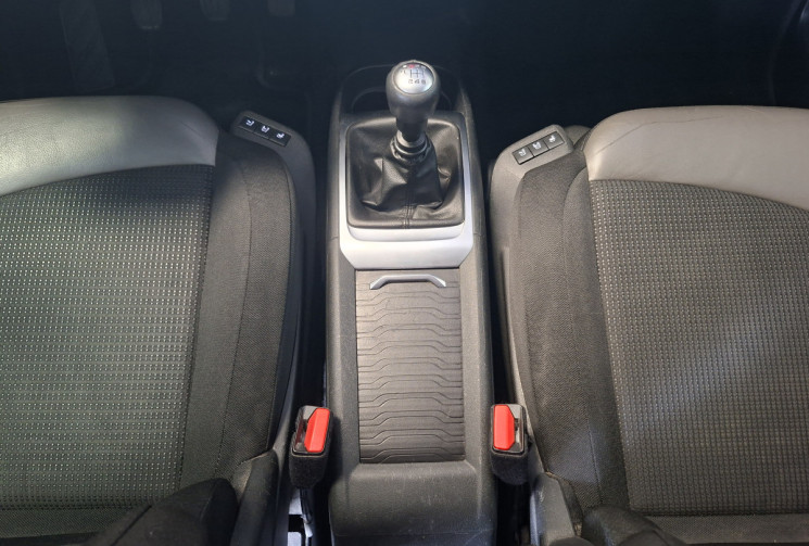 Citroën C4 PICASSO II 1.2 130 THP SHINE / ENTRETIEN A JOUR 