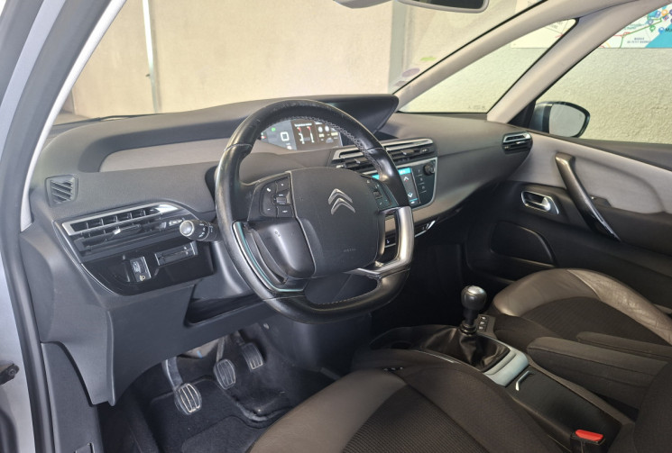 Citroën C4 PICASSO II 1.2 130 THP SHINE / ENTRETIEN A JOUR 