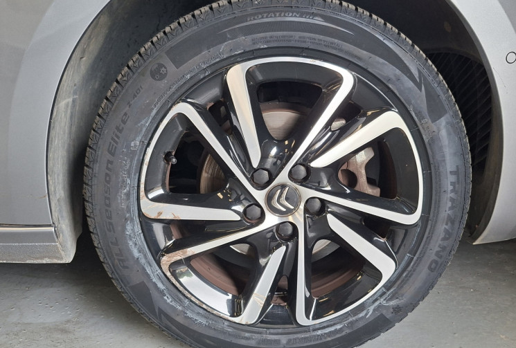 Citroën C4 PICASSO II 1.2 130 THP SHINE / ENTRETIEN A JOUR 