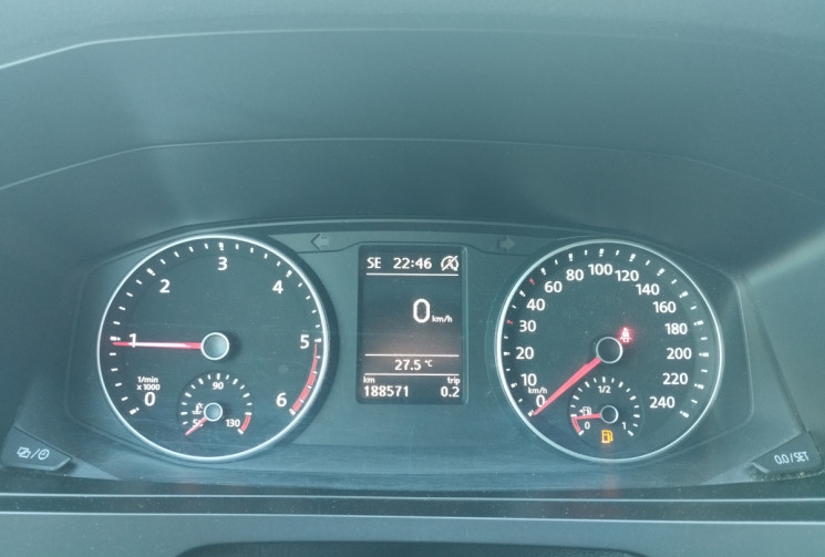 Volkswagen Transporter FG 2.8T L1H1 2.0 TDi 150 Business Line DSG7 / Attelage / 5 places