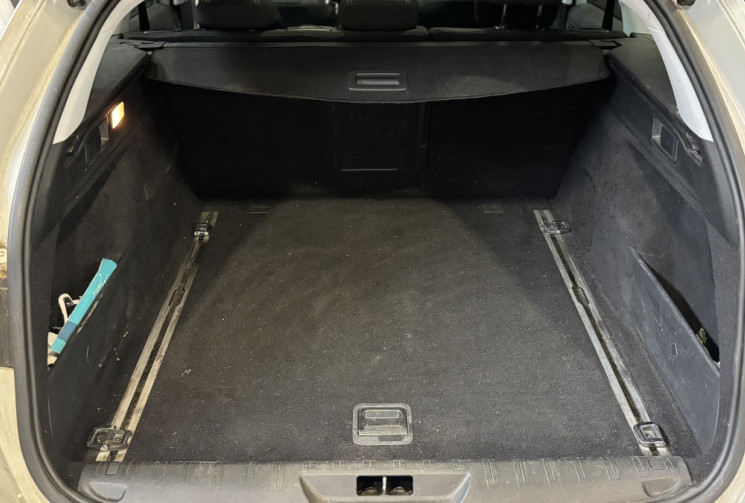 Peugeot 308 SW 120cv - TOIT PANO / 