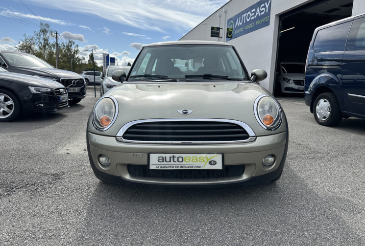 Mini Mini 2 (R56) One 1.4 i 75 CV