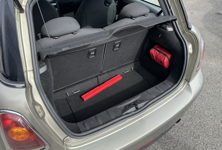 Mini Mini 2 (R56) One 1.4 i 75 CV