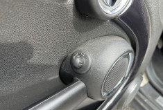Mini Mini 2 (R56) One 1.4 i 75 CV