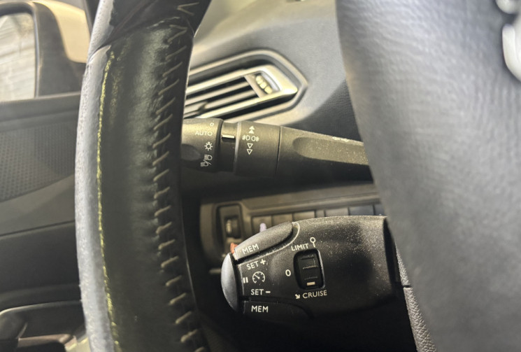 Peugeot 308 SW 120cv - TOIT PANO / 
