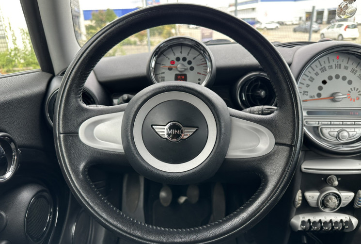 Mini Mini 2 (R56) One 1.4 i 75 CV