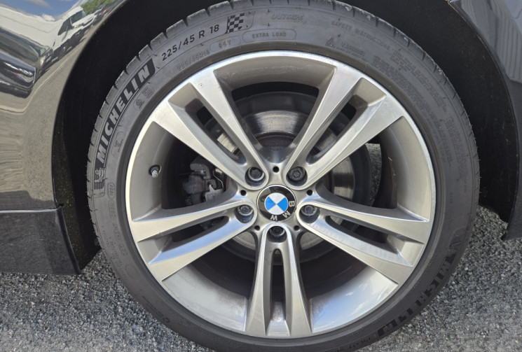BMW Série 4 Coupé 420 i Sport Line 184 CV * 90 000 km * 4 pneus neufs * toit ouvrant *  