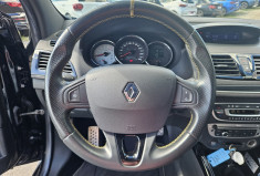 Renault Megane III RS 2.0 TURBO 265 RED BULL RB7