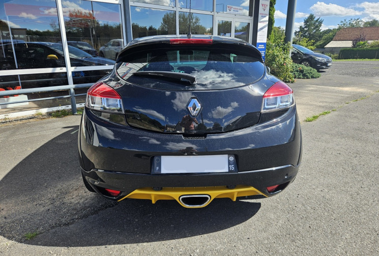 Renault Megane III RS 2.0 TURBO 265 RED BULL RB7