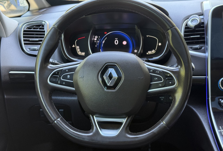 Renault Espace V 1.6 dCi 160 INTENS EDC6 7 PLACES * TOIT PANO * ENTRETIEN ET CT A JOUR * GARANTIE