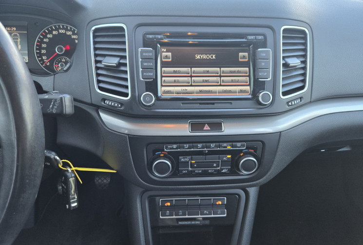 Volkswagen SHARAN III 2.0 TDi 16V  116 cv *DISTRI NEUVE* 1 ERE MAIN * ENTRETIEN COMPLET WV*
