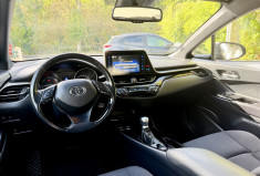 Toyota C-HR 1.8 VVT-i 122 HSD DESIGN CVT * 1ERE MAIN * ENTRETIEN ET CT A JOUR * GARANTIE 6 MOIS