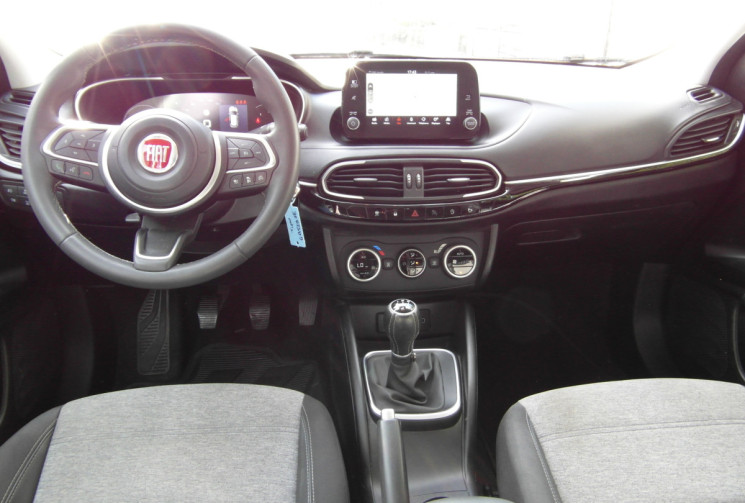 FIAT TIPO TIPO CROSS 1.0 FIREFLY TURBO 100 CH S&S PLUS 