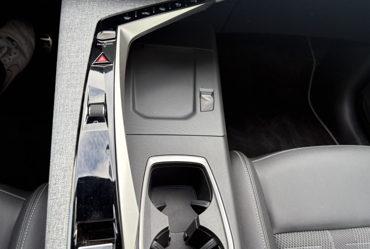 Peugeot 3008 hybrid 145 MHEV GT