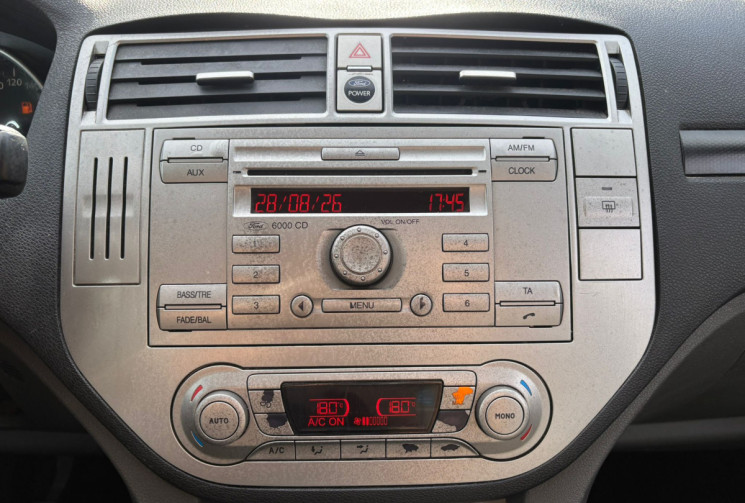 Ford Kuga 2.0 TDCI 136 TITANIUM