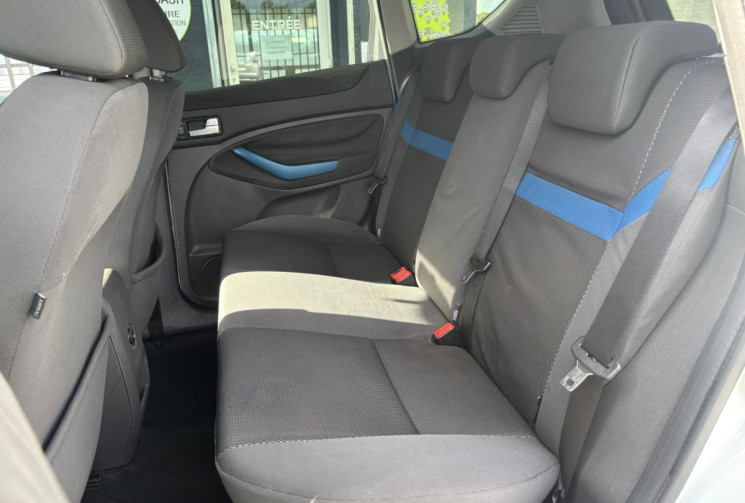 Ford Kuga 2.0 TDCI 136 TITANIUM