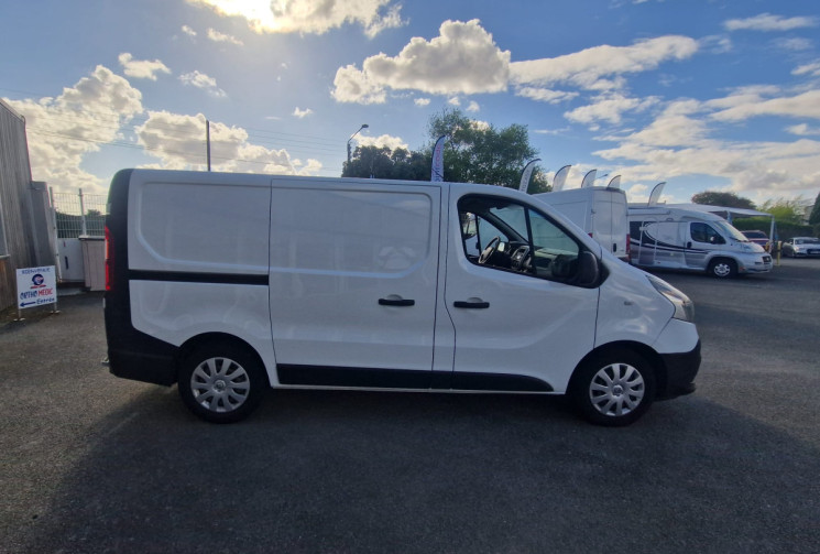 Renault Trafic III L1H11.6 DCI 125 / CT VIERGE / 13 325€ HT / GARANTIE 12 MOIS