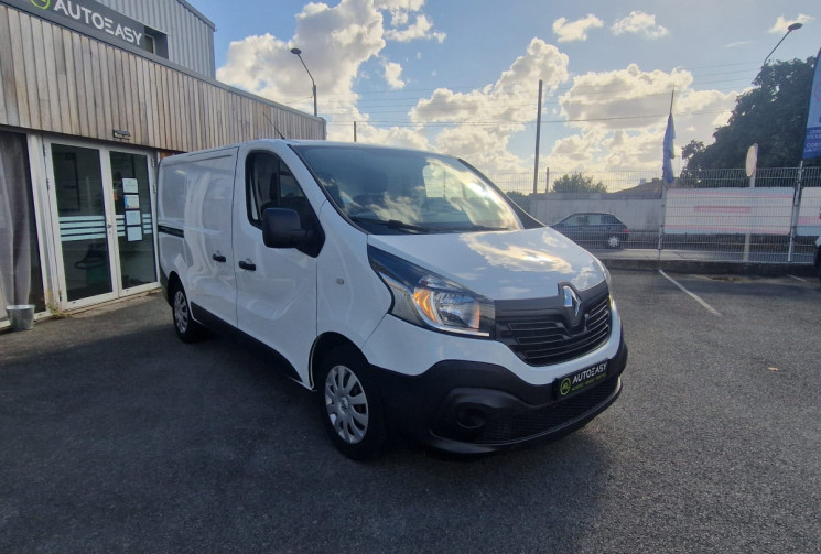 Renault Trafic III L1H11.6 DCI 125 / CT VIERGE / 13 325€ HT / GARANTIE 12 MOIS