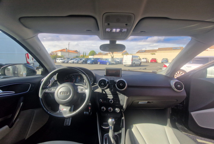 Audi A1  1.4 TFSI 122 /BOITE AUTO / S LINE / TRÉS BON ÉTAT / GARANTIE 12 MOIS